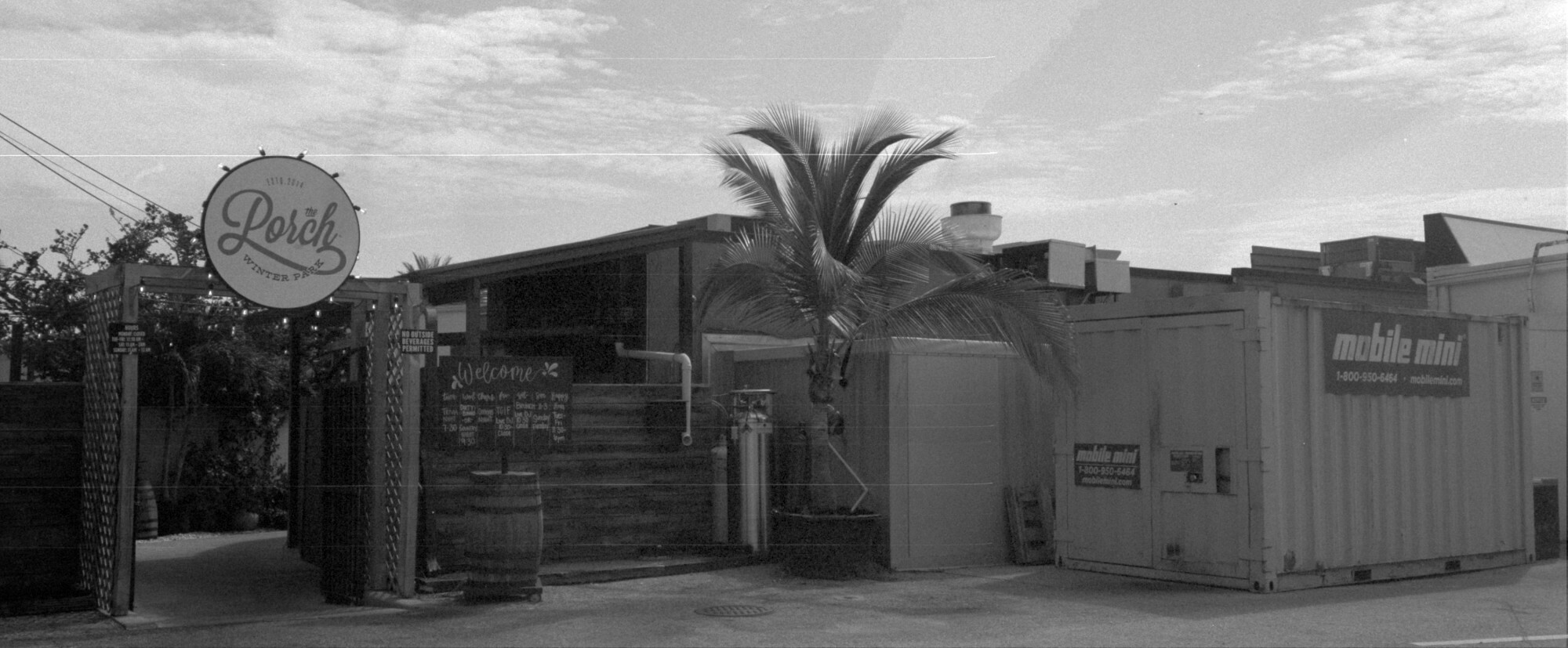 Panorama of the entrance to The Porch in Winter Park, FL
